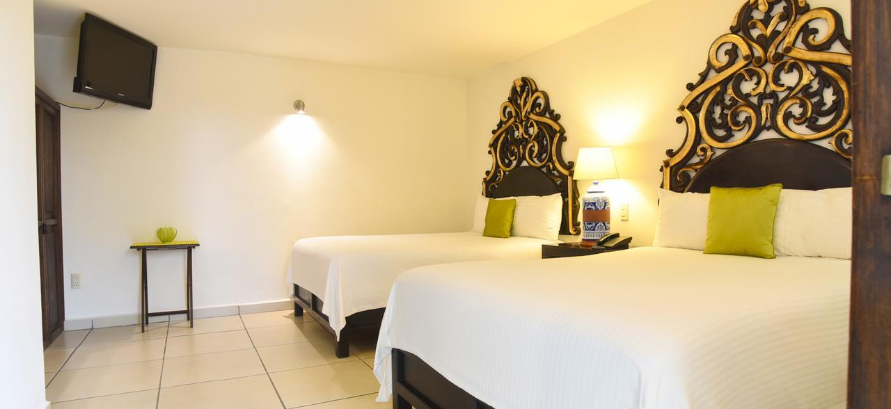 Hotel Expres By Hosting House Морелия Экстерьер фото